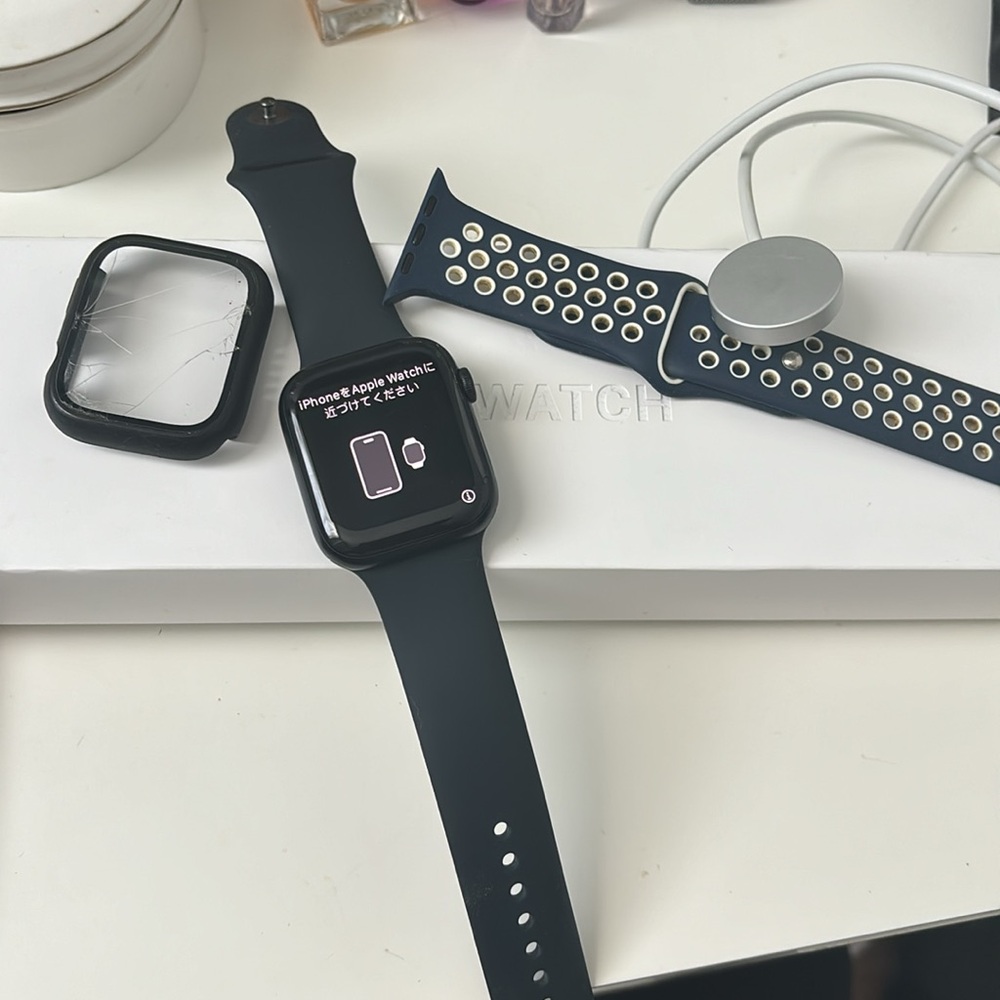 Apple Watch ⌚️ series 7 - Picture 4 of 4